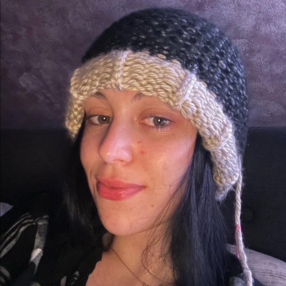 Meet Your Posher Kay - Picture 5 of 16